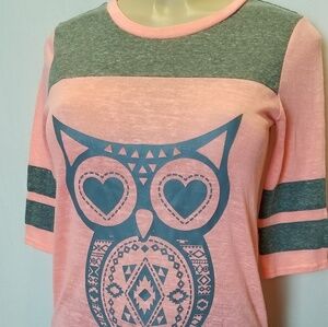 NO Boundaries Owl Design T-Shirt